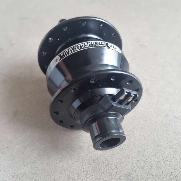 Used Shutter Precision PD-7 Dynamo Hub bike — image 2 of 3