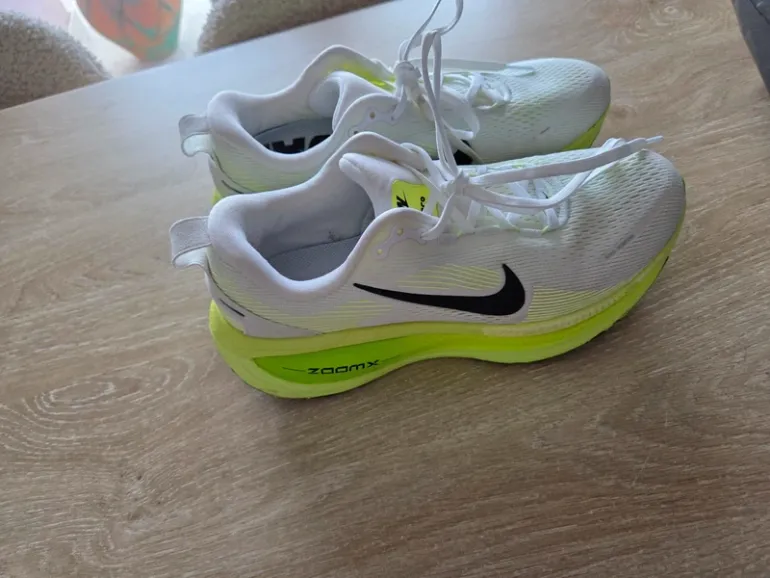 Used Nike Vomero 18 bike — image 1 of 9