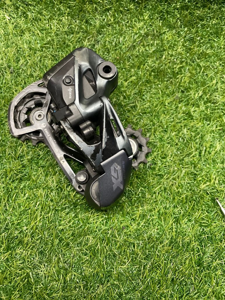 Used Sram GX Eagle AXS 12v bike — image 6 of 7