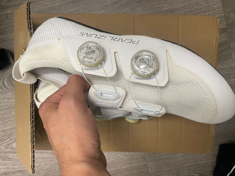 Used Pearl Izumi Pro Road V5 bike — image 3 of 4