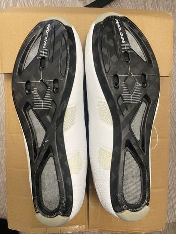 Used Pearl Izumi Pro Road V5 bike — image 4 of 4