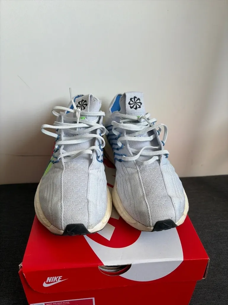 Used Nike ZoomX bike — image 2 of 7