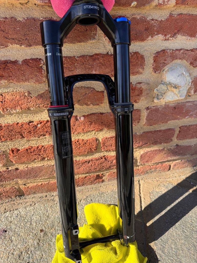 Used RockShox SID SL Ultimate BRAIN 100mm 44mm Offset 2026 bike — image 10 of 11