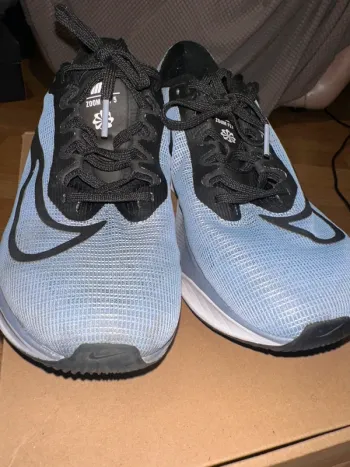 Used Nike Zoom Fly 5 bike — image 4 of 6