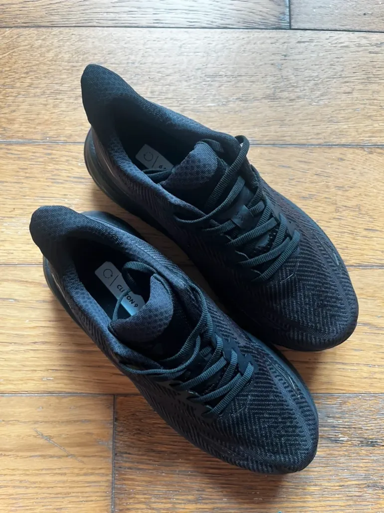 Used Hoka Clifton 9 bike — image 9 of 10