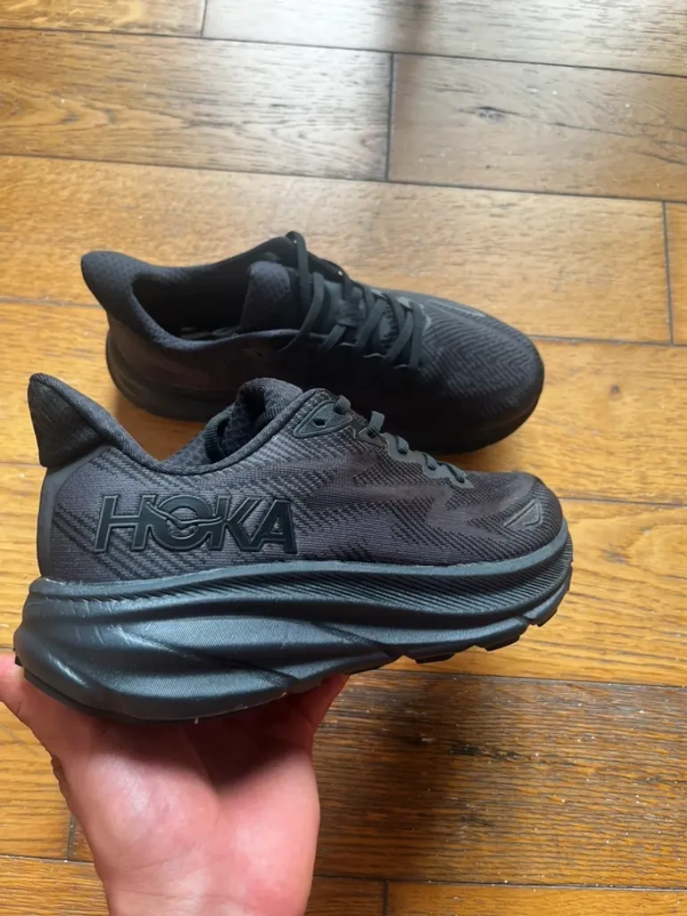 Used Hoka Clifton 9 bike — image 4 of 10