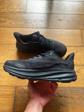 Used Hoka Clifton 9 bike — image 6 of 10