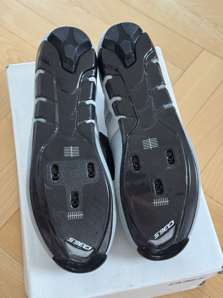 Used Q36.5 Dottore Clima Road Shoes Ice Grey size 42 2026 bike — image 9 of 10