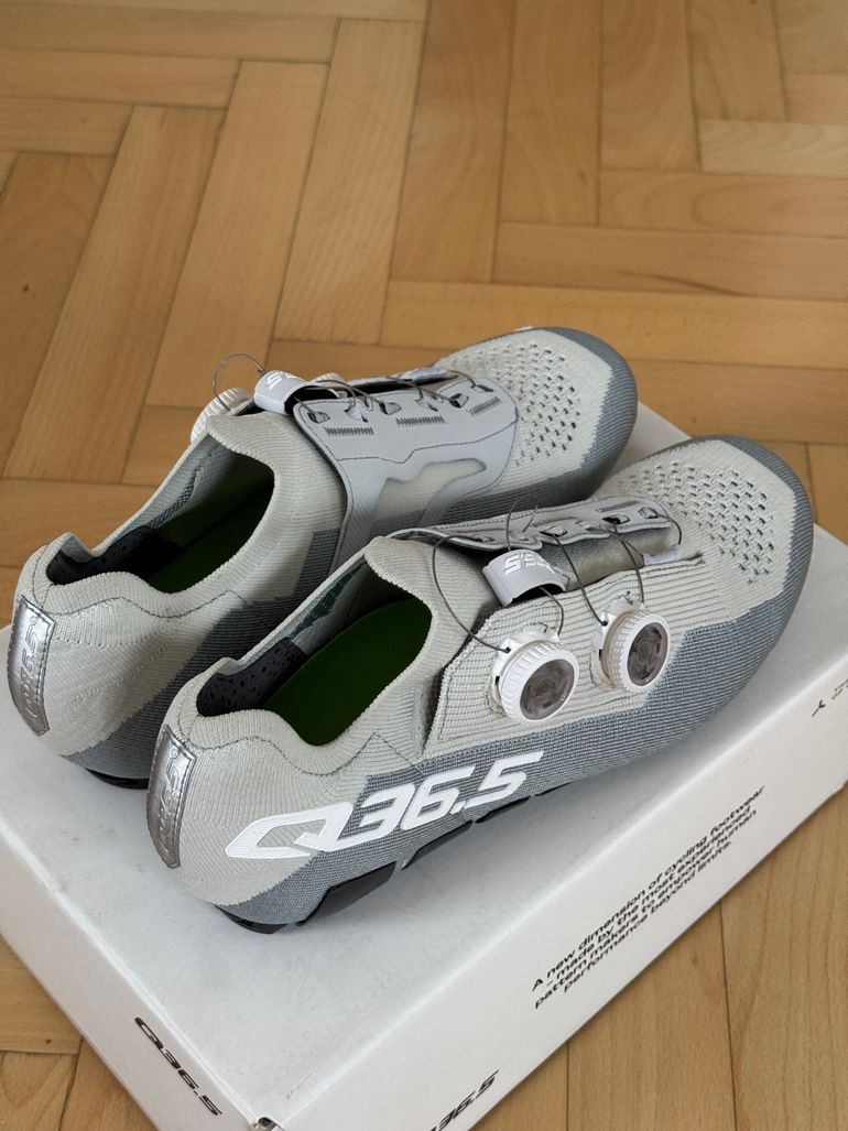 Used Q36.5 Dottore Clima Road Shoes Ice Grey size 42 2026 bike — image 7 of 10