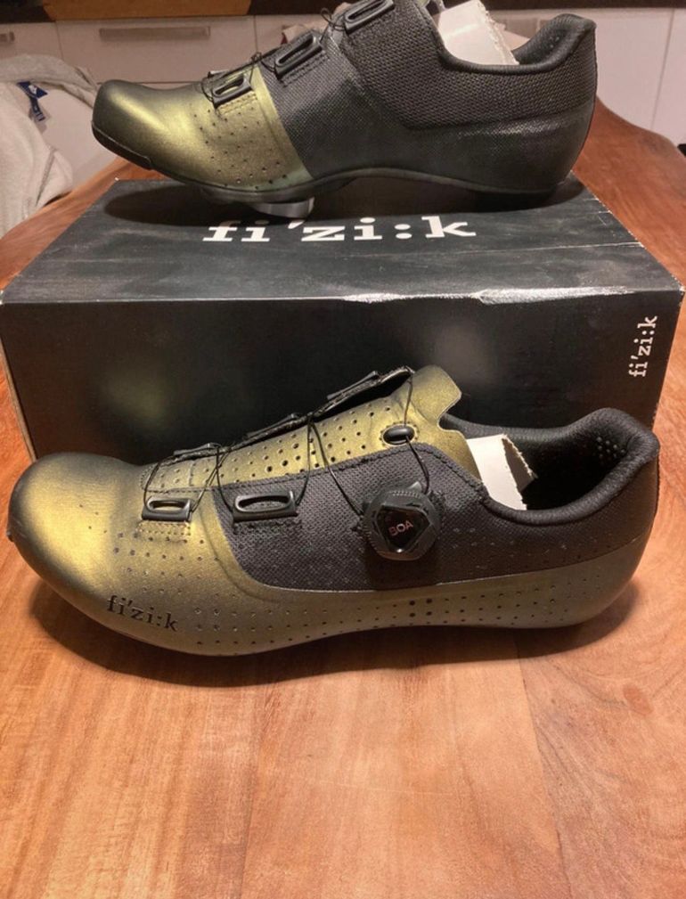 Used Fizik Tempo Overcurve R4 bike — image 2 of 8