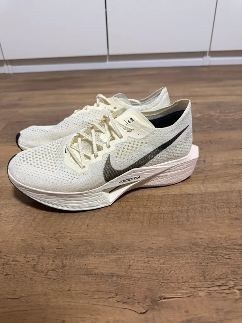 Used Nike Zoom Vaporfly 3 bike — image 1 of 7