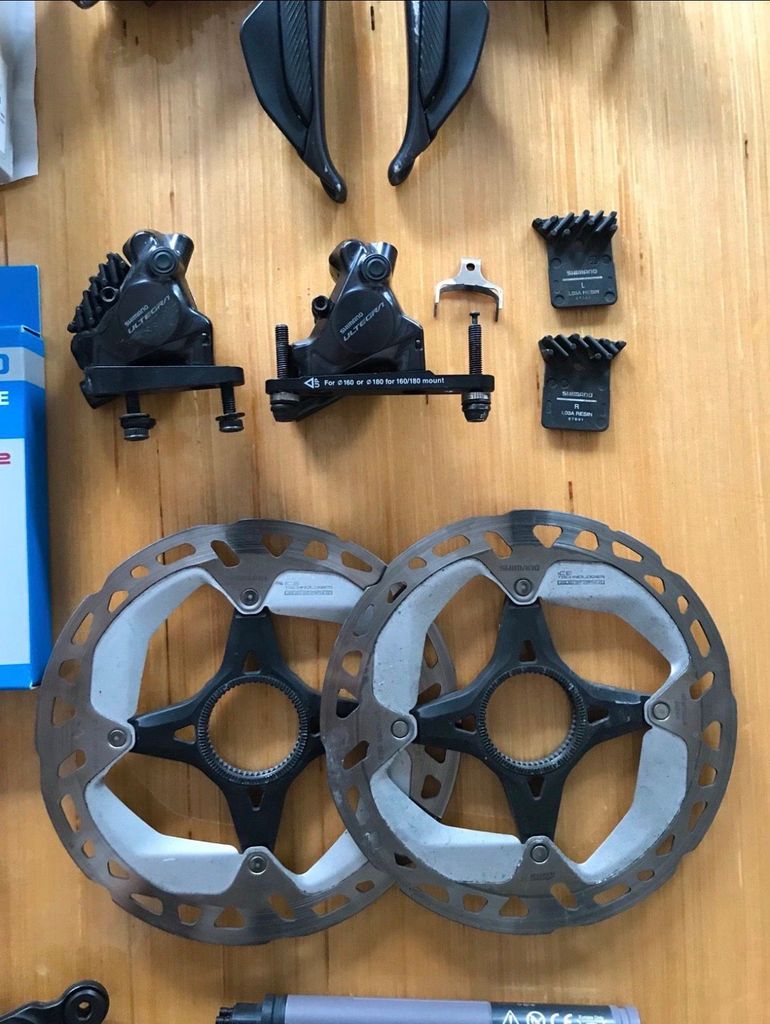 Used Shimano Ultegra Di2 R8100 2x12 Electronic Groupset 2025 bike — image 4 of 11