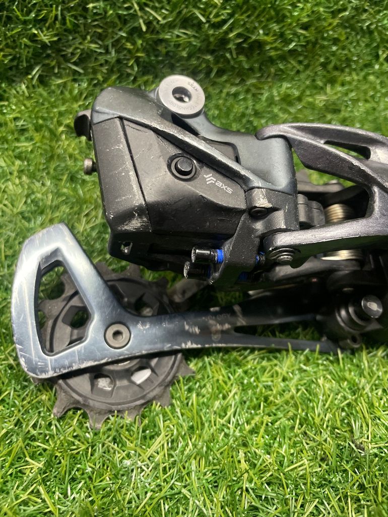 Used Sram Eagle X01 AXS bike — image 2 of 6