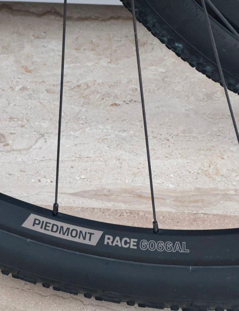 Used E*Thirteen Piedmont Race Alloy Gravel Wheels 2024 bike — image 5 of 9