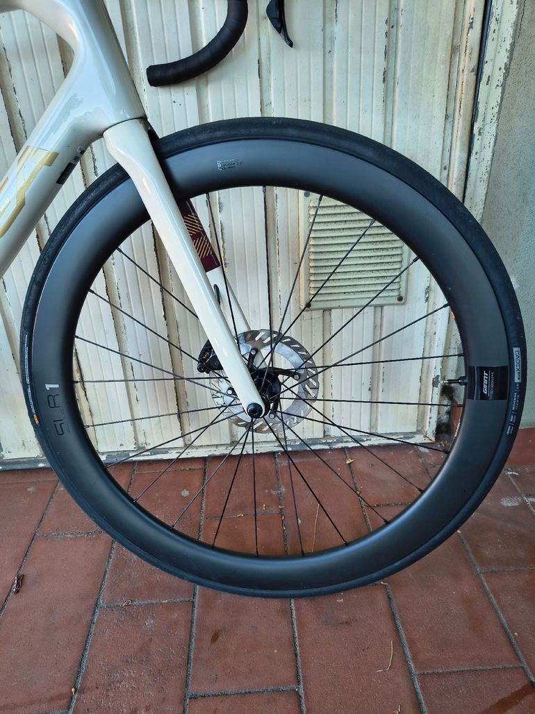 Used Giant SLR 1 50 Disc WheelSystem 2025 bike — image 3 of 6