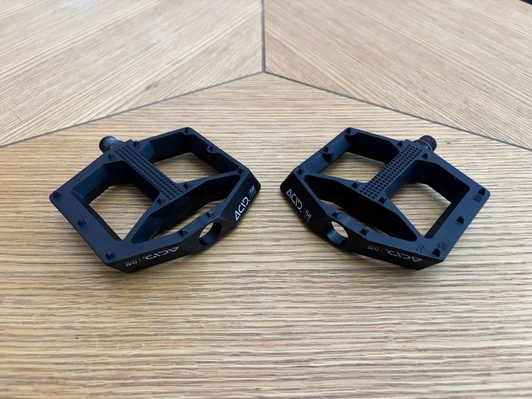 Used Cube ACID C2-CC Flat Pedals 2023 bike — image 2 of 5