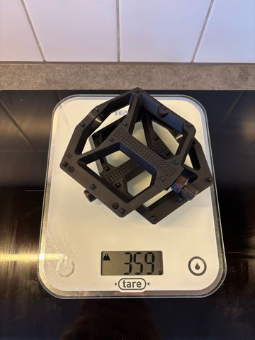 Used Cube ACID C2-CC Flat Pedals 2023 bike — image 5 of 5