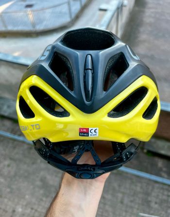 Used Las helmets Cobalto 2021 bike — image 3 of 6