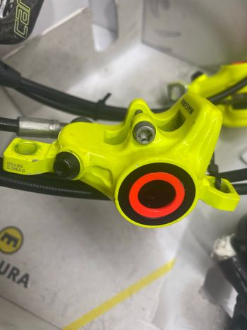 Used Magura MT8 Raceline bike — image 6 of 8