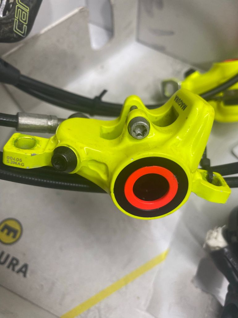 Used Magura MT8 Raceline bike — image 6 of 8