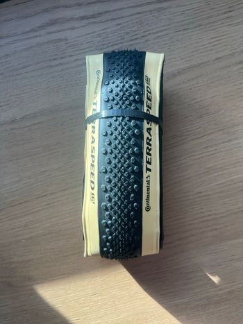 Used Continental Terra Speed 700x35c bike — image 4 of 5