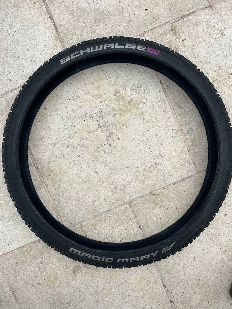 Used Schwalbe Magic Mary Super DH Addix Ultra Soft 29 x 2,40 bike — image 1 of 3