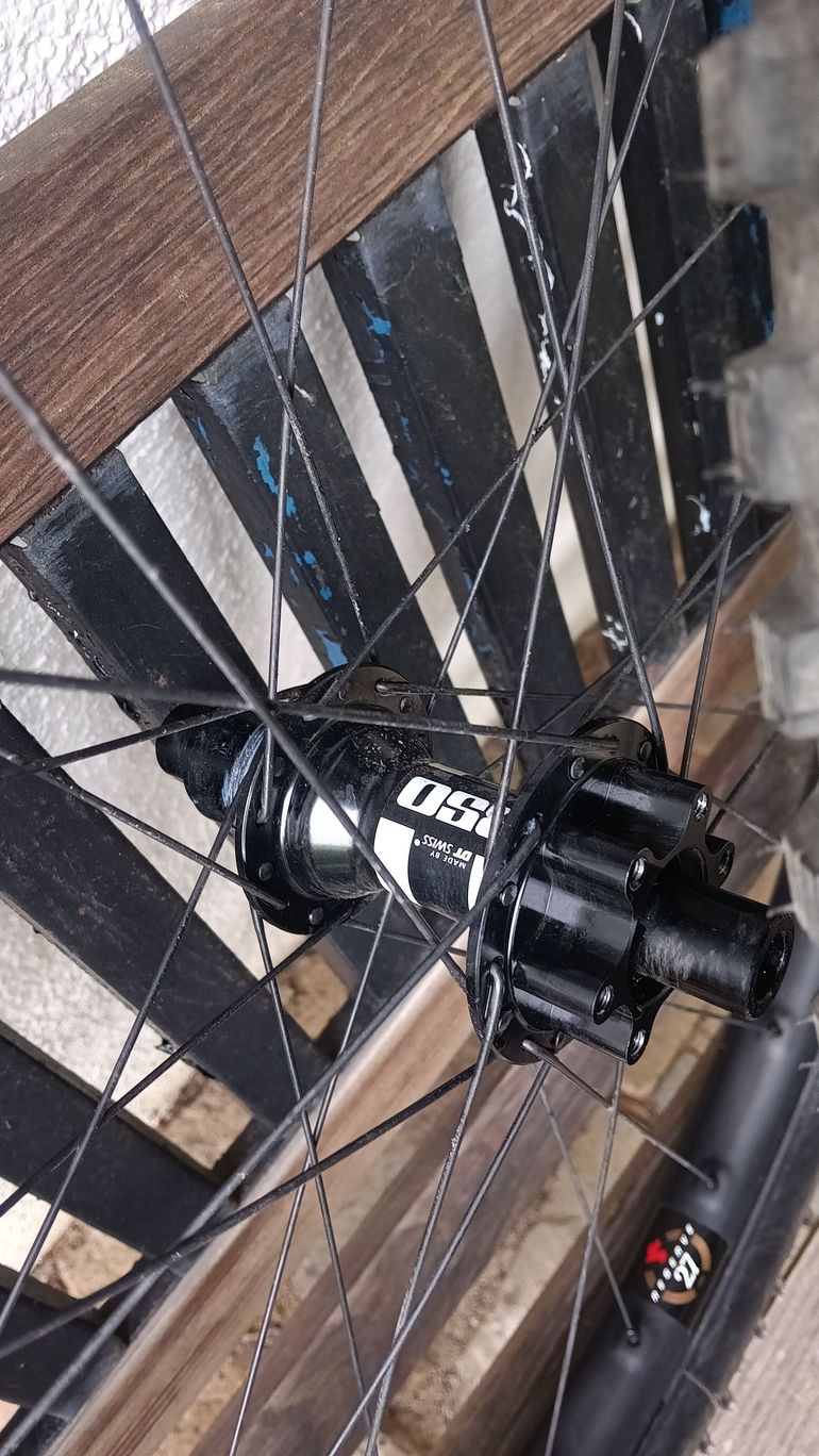 Used Santa Cruz Reserve 27 Carbon Laufradsatz DT 350 29" Boost bike — image 6 of 6