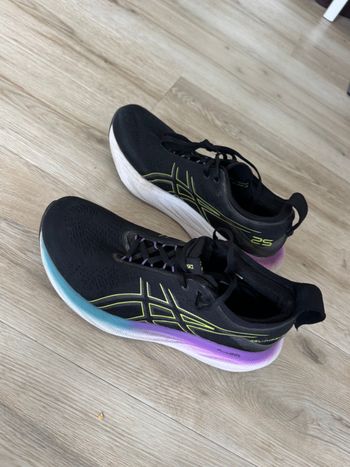 Used Asics Gel-Nimbus 25 2025 bike — image 7 of 8