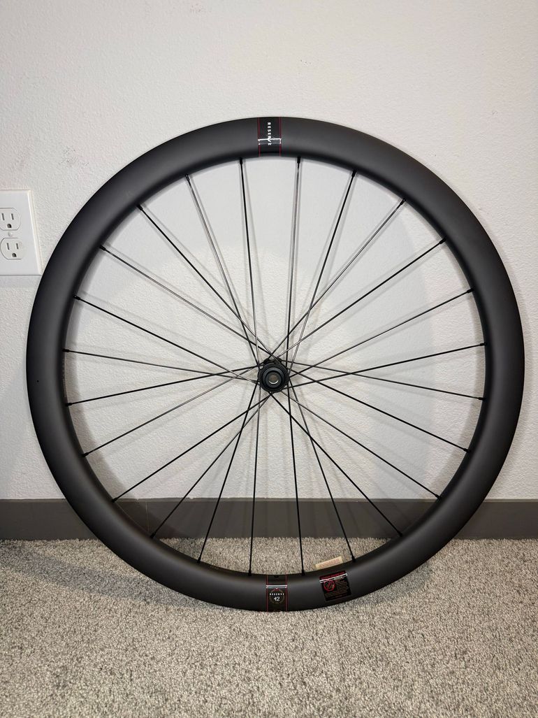 Used Reserve 42|49 Turbulent Aero DT 180 Wheelset 2026 bike — image 3 of 7