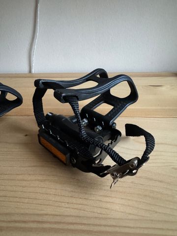 Brugt Altro Pedale con gabbietta 2026 bike — billede 2 af 6