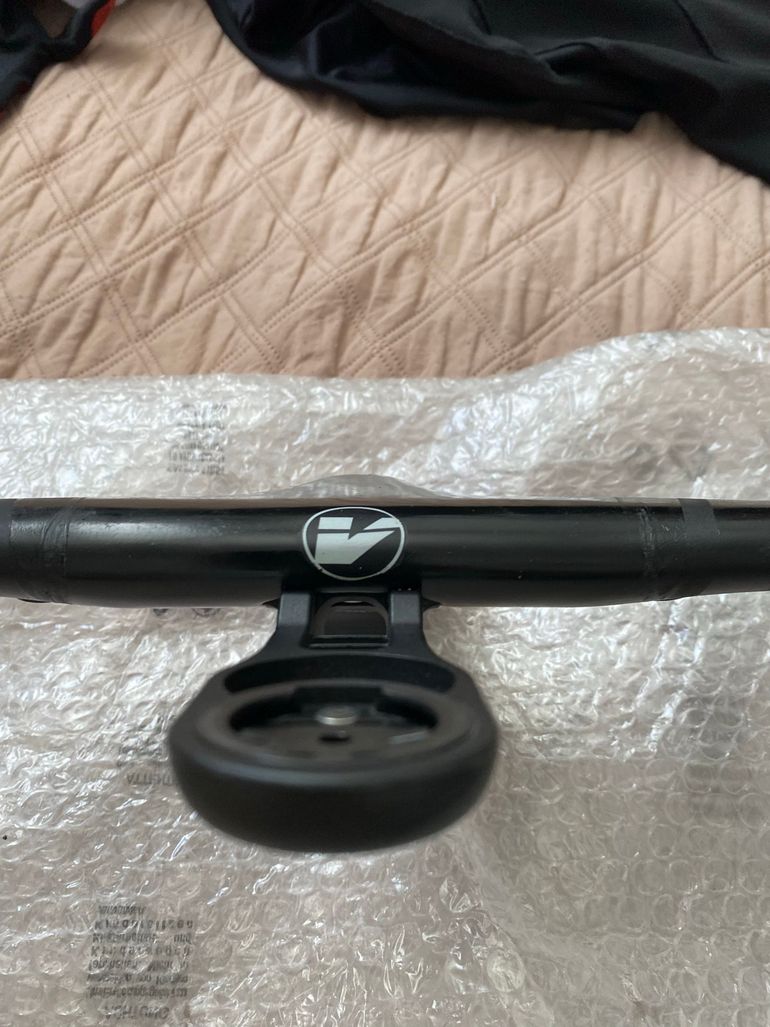 Used Vision Metron 5D ACR Integrated Handlebar bike — image 3 of 15