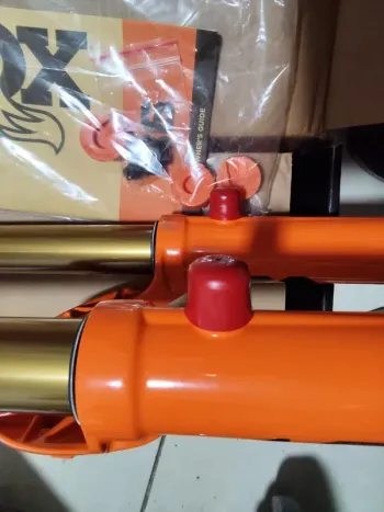 Used Fox Factory Grip X 36 Float 29 160mm 2025 bike — image 5 of 7