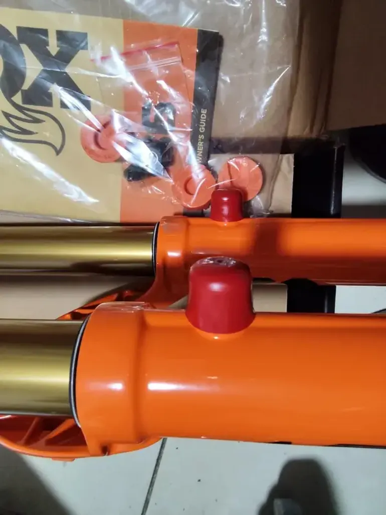Used Fox Factory Grip X 36 Float 29 160mm 2025 bike — image 5 of 7