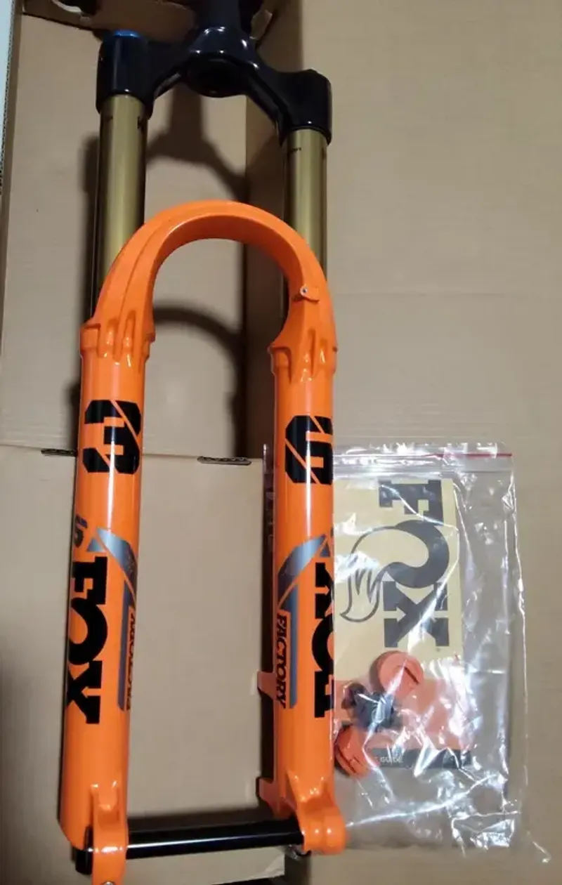 Fox Factory Grip X 36 Float 29 160mm 2025 Fork de segunda mano