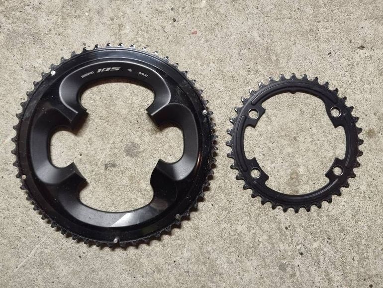 Used Shimano 105 11-fach Kettenblätter 52-36 2023 bike — image 2 of 2