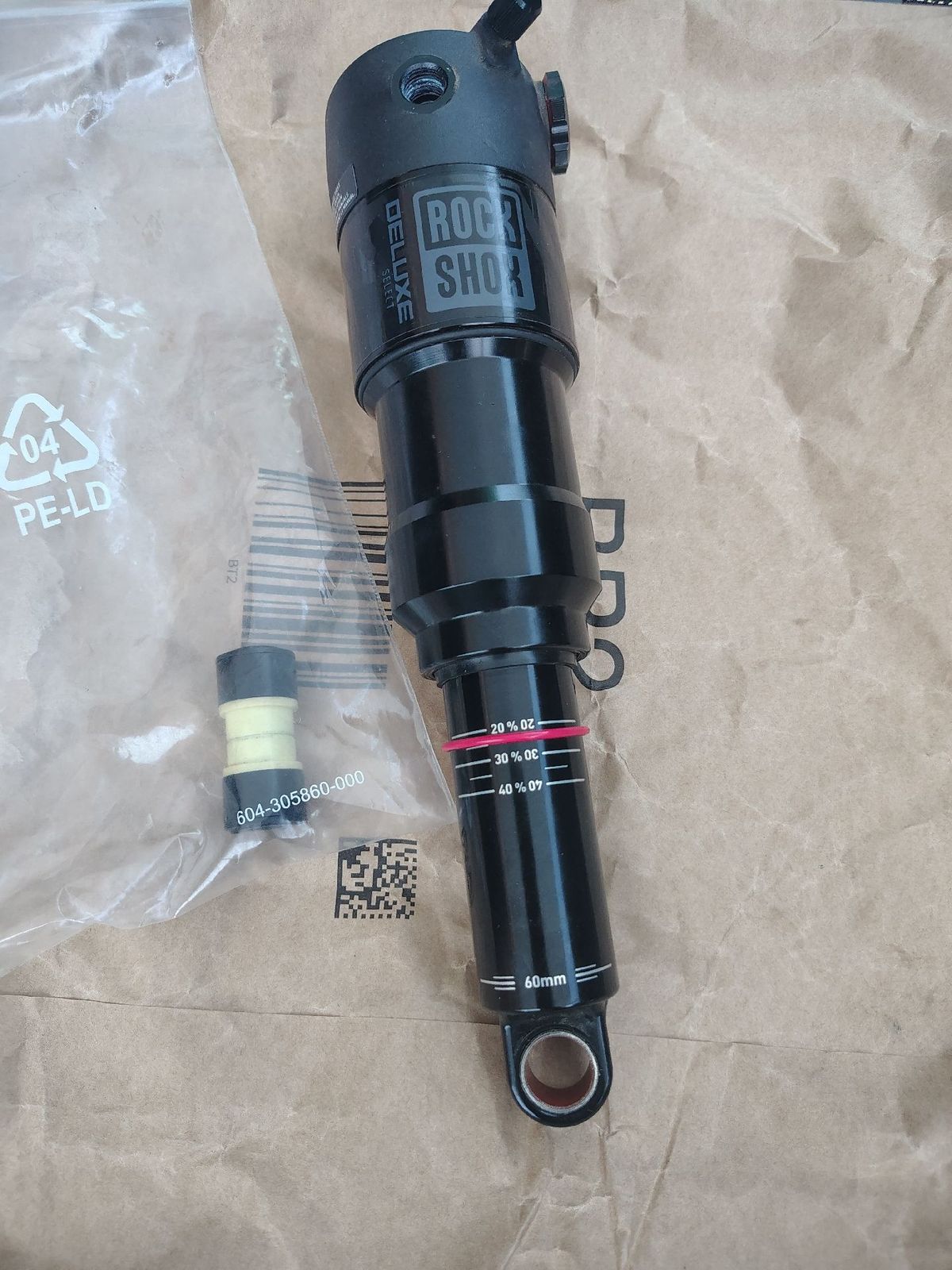 RockShox Deluxe Select 205x60mm 2023
