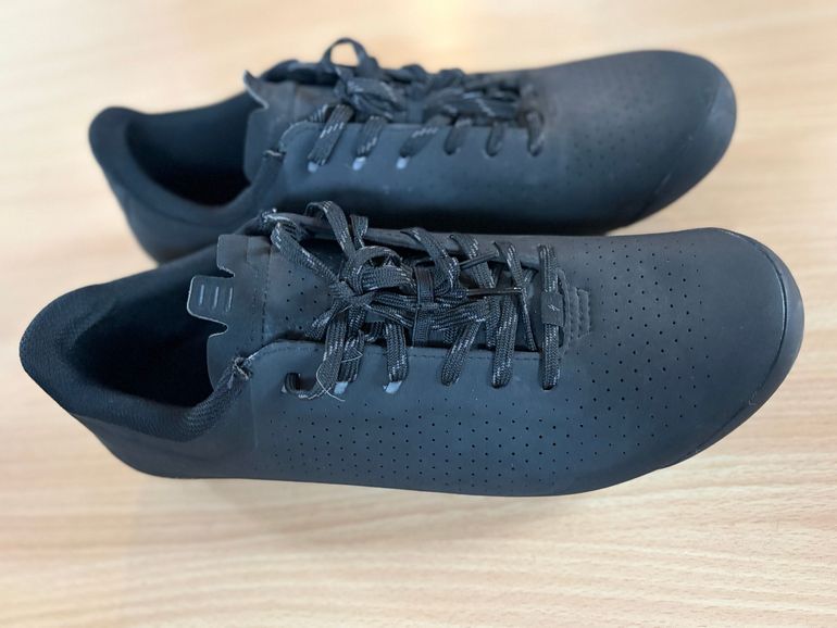Used Specialized RECON ADV Gravel Shoes bike — image 2 of 7