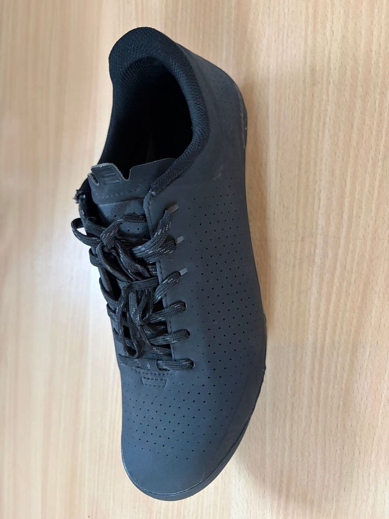Used Specialized RECON ADV Gravel Shoes bike — image 3 of 7