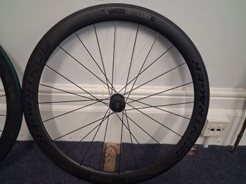 Used Bontrager Aelous 35 2024 bike — image 3 of 7