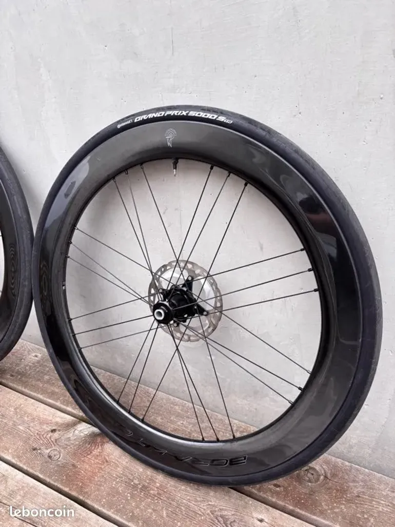 Used Campagnolo Bora WTO 60 C23 2025 bike — image 8 of 10