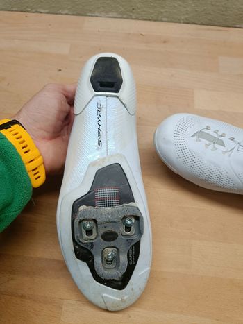 Used Shimano S-PHYRE RC903 Wide bike — image 8 of 9