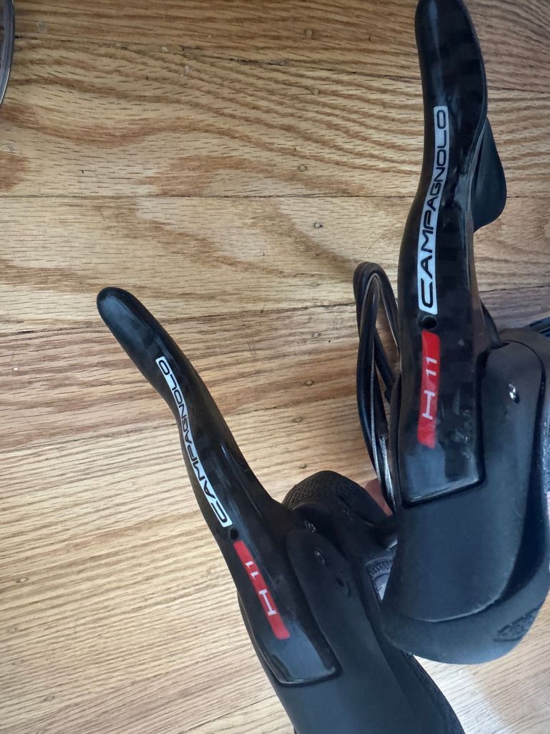 Used Campagnolo H11 Groupset bike — image 7 of 12