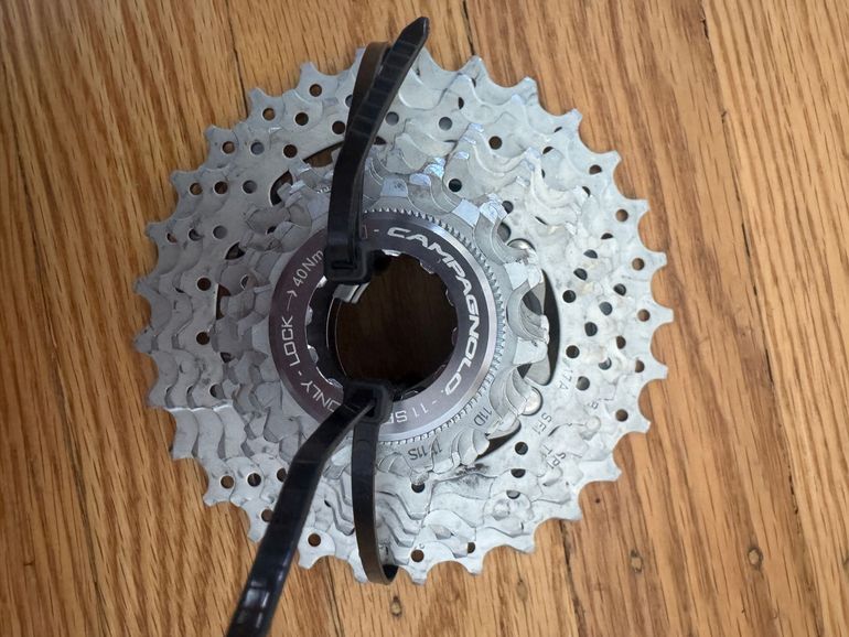 Used Campagnolo H11 Groupset bike — image 10 of 12