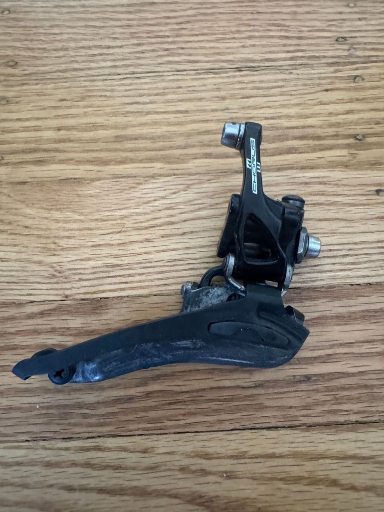 Used Campagnolo H11 Groupset bike — image 4 of 12