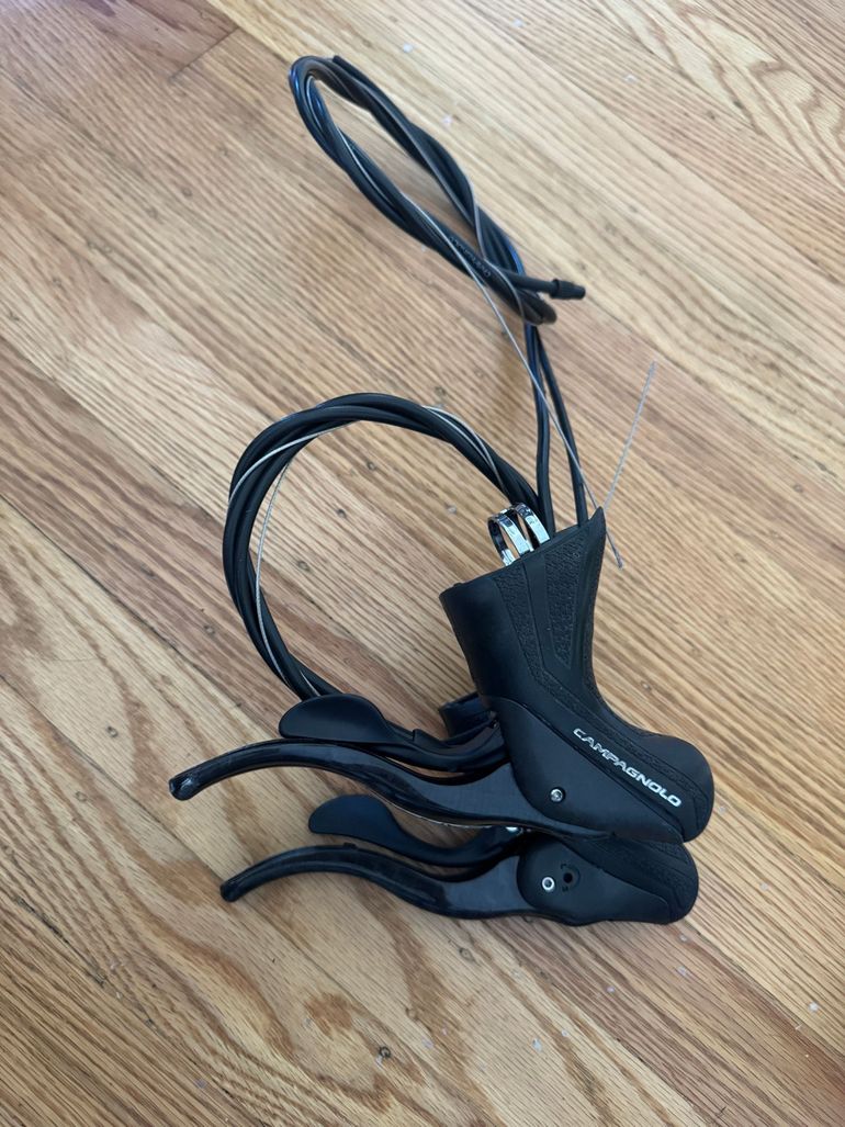 Used Campagnolo H11 Groupset bike — image 8 of 12
