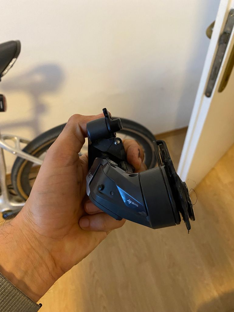 Used Sram Force AXS 12-speed bike — image 2 of 9