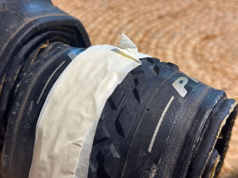 Used Pirelli Cinturato Gravel M 2025 bike — image 2 of 4