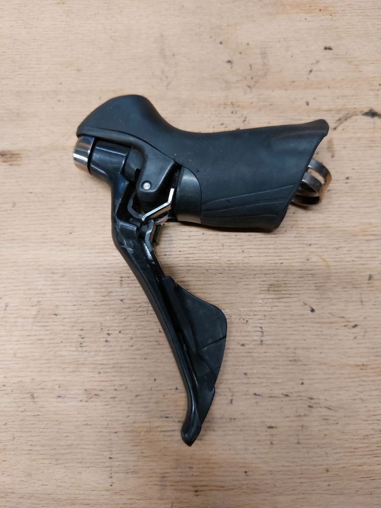 Used Shimano Ultegra ST-R8000 bike — image 2 of 6