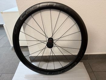 Used Cadence deCADENce 49mm Carbon Disc Wheelset bike — image 4 of 7