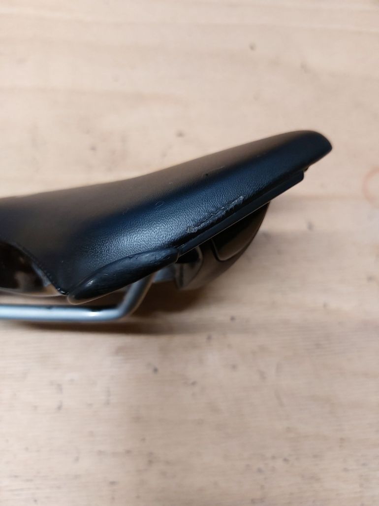 Used Fizik Ardea Saddle bike — image 4 of 5